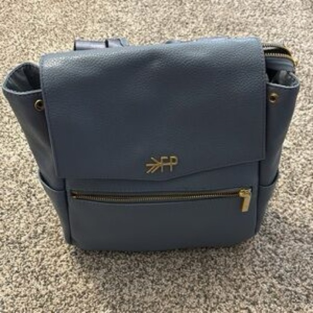 Freshly Picked - classic Blue Leather Backpack - Picture 3 of 5